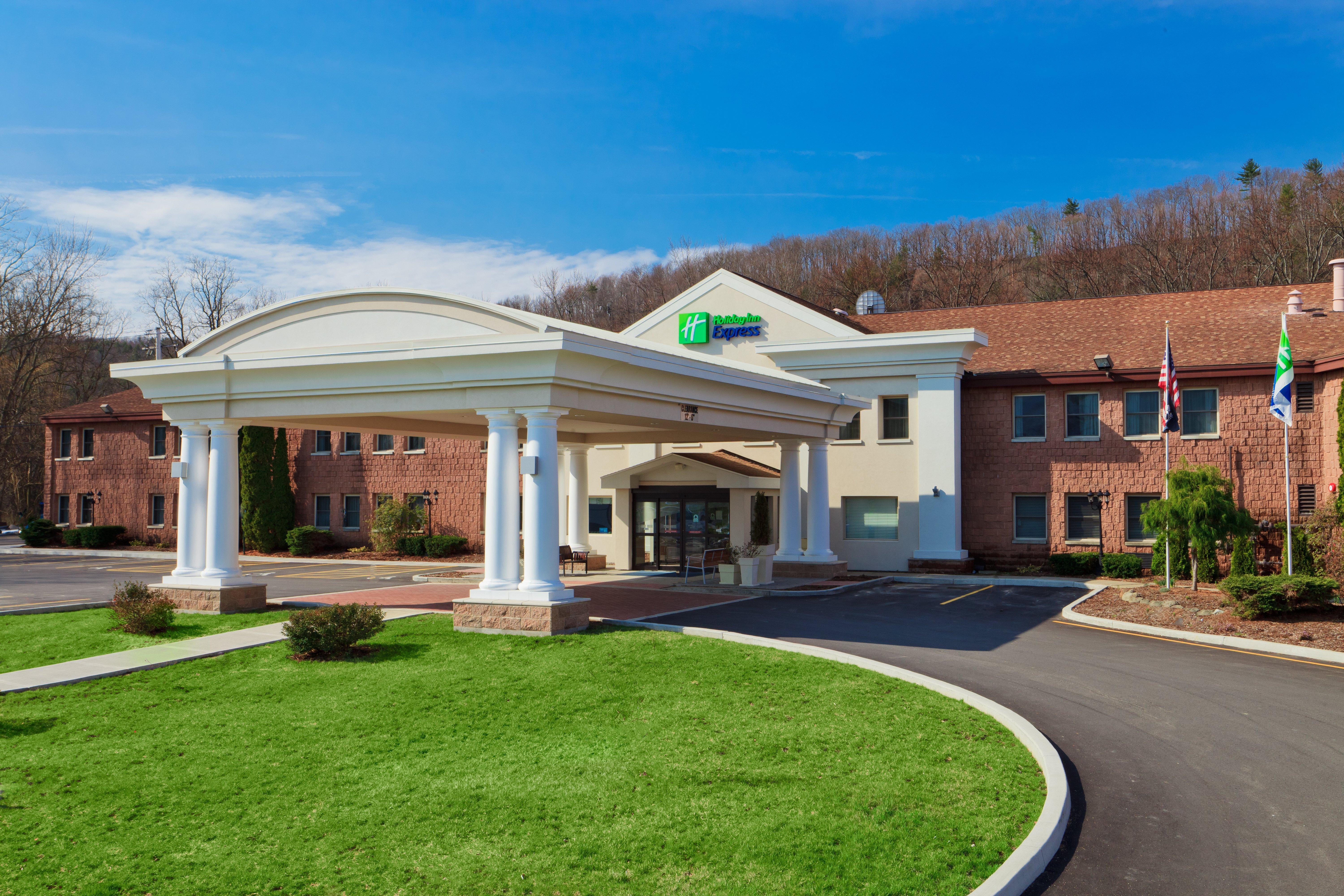 Best Western Owego Inn Exterior photo