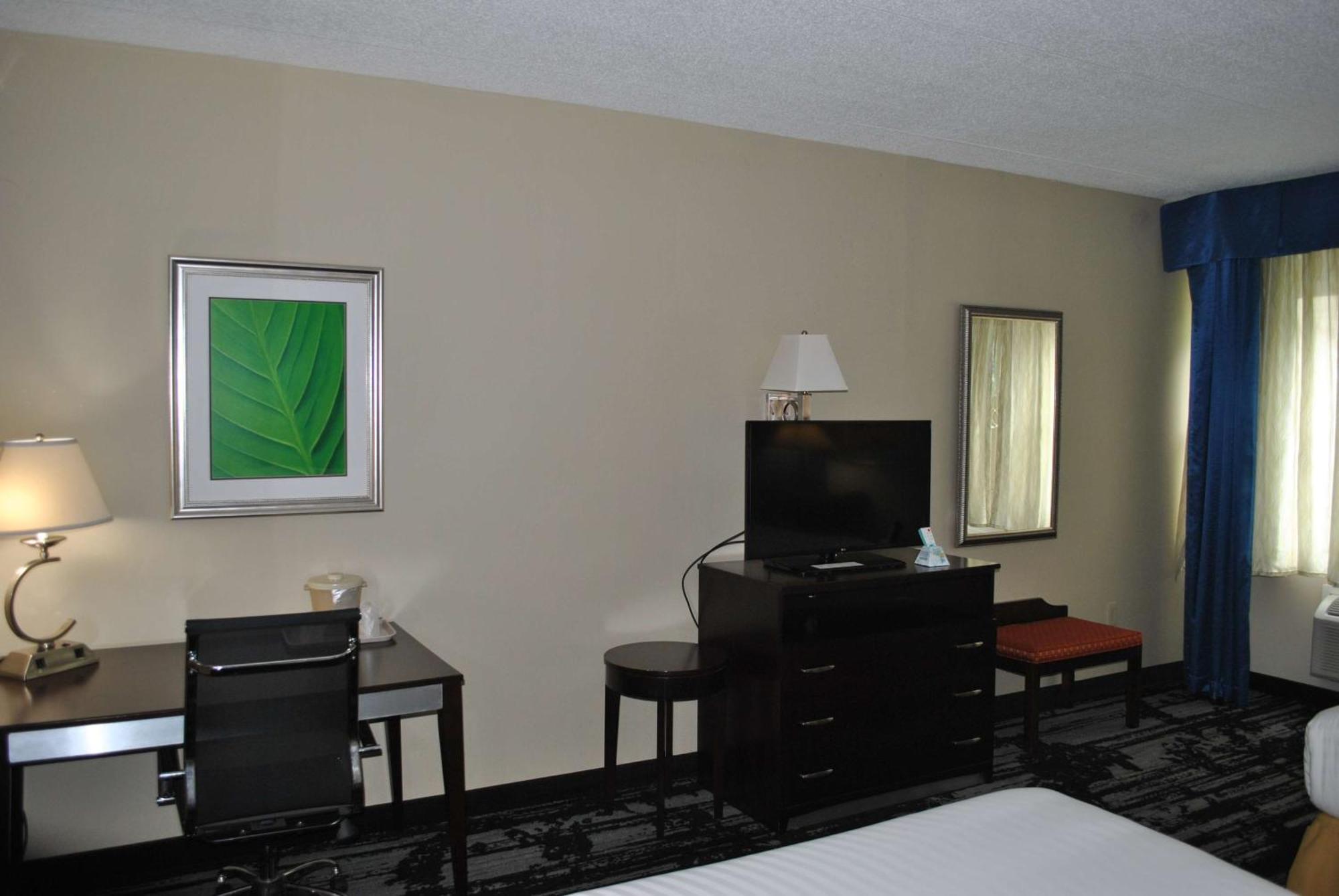 Best Western Owego Inn Exterior photo