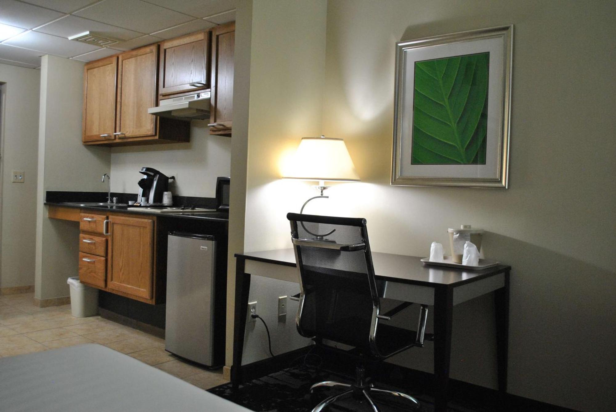 Best Western Owego Inn Exterior photo